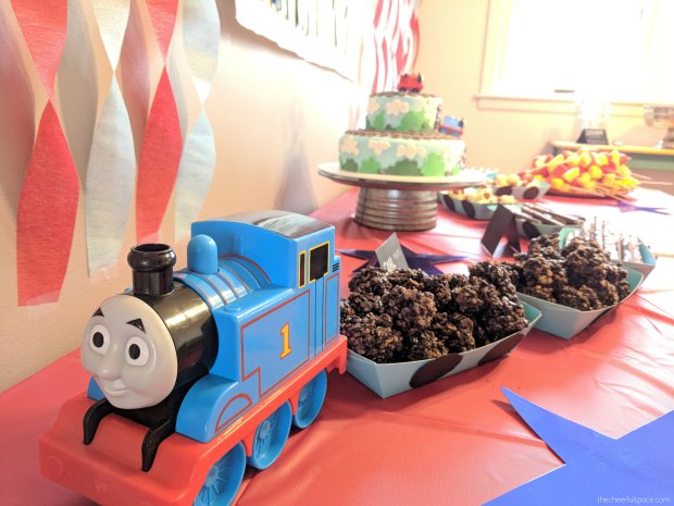 Thomas-the-train-birthday-party-02